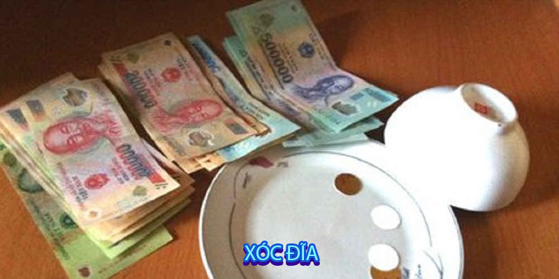 xóc đĩa